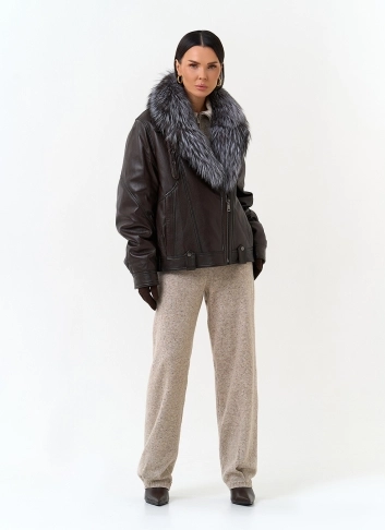 Женский пуховик из натуральной кожи с чернобуркой фото