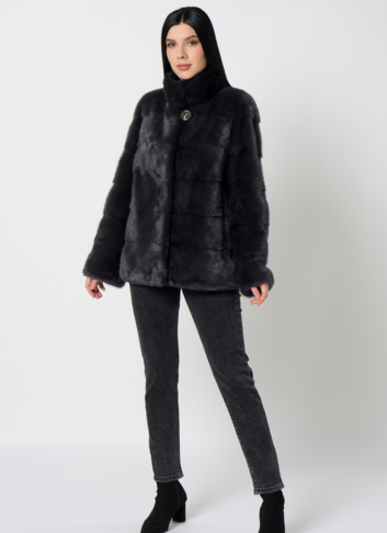 Куртка из норки в сером цвете Куртка из норки в сером цвете