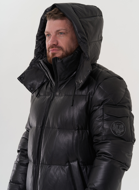 Пуховик из натуральной кожи с капюшоном