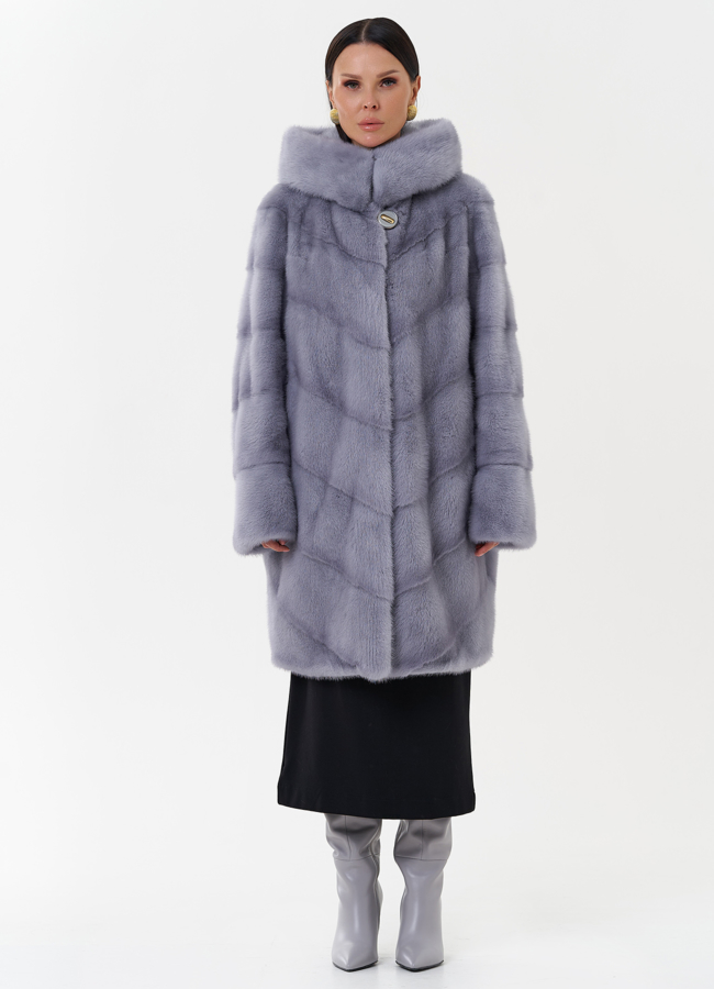 Норковая шуба голубого цвета с капюшоном модель № 28982 универмаг малина