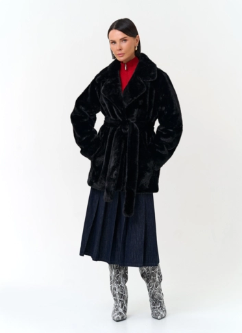Женское пальто из эко меха