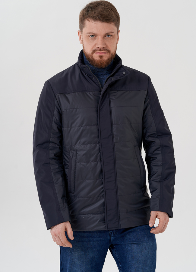 Мужская куртка синего цвета  модель № 24375 меха малина