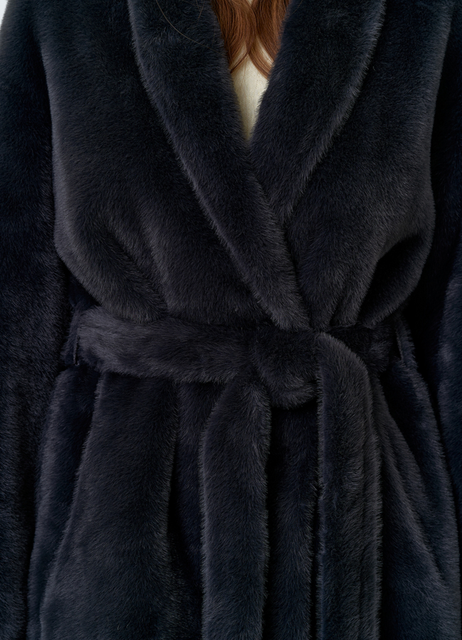 Женская шуба из эко меха с воротником шаль модель № 31227 универмаг малина