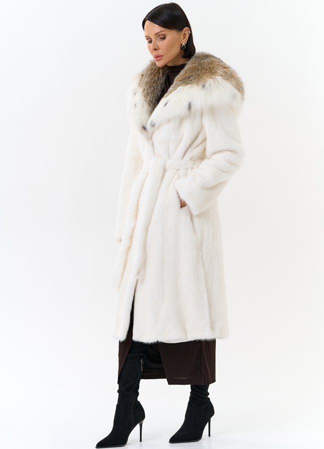 фото Шуба из белой  норки с капюшоном из рыси модель № 25001