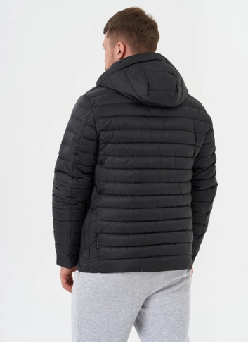 Стеганая куртка с капюшоном