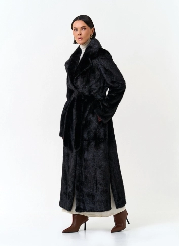 Удлиненная шуба из меха норки фото