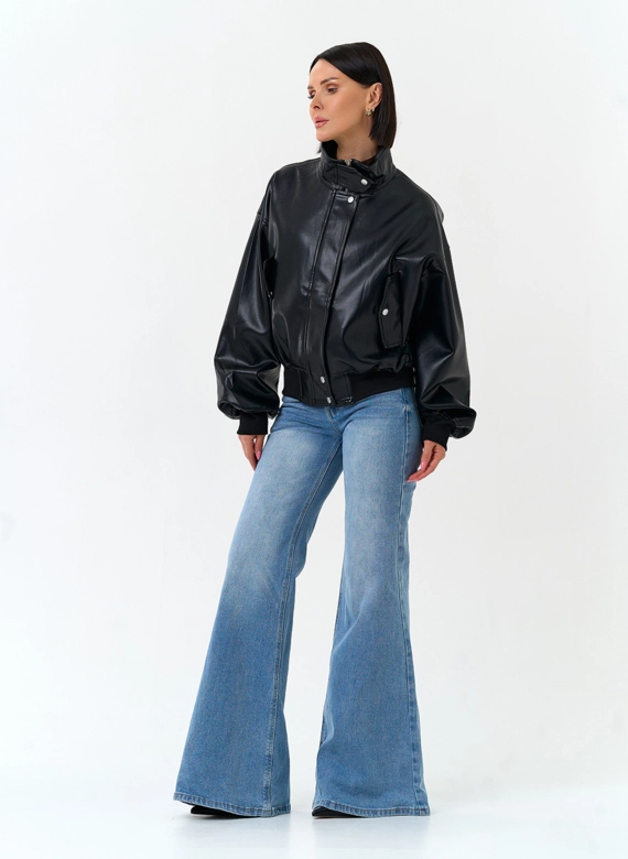 Женская куртка бомбер из эко кожи