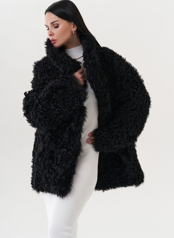 Двухсторонняя дубленка черного цвета