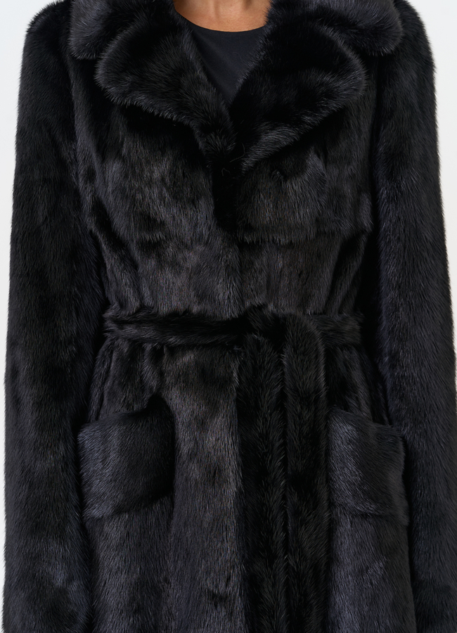 Длинная шуба из меха норки в черном цвете модель № 28080 универмаг малина