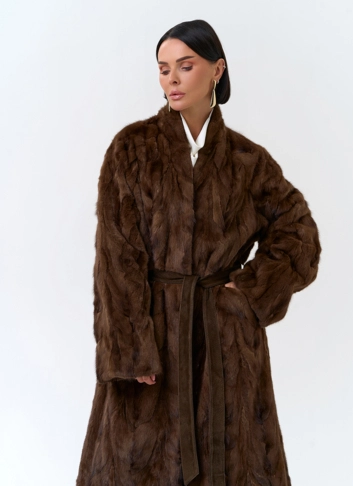 Женская шуба из меха норки  поясом  фото