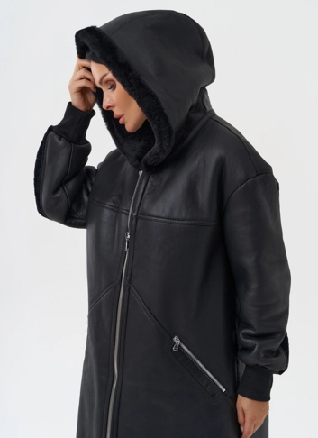 Натуральная дубленка с капюшоном